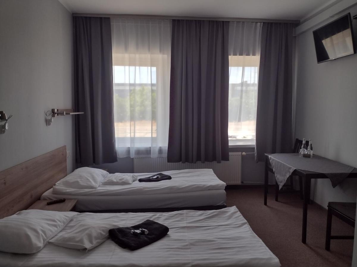 Helios Hostal *
